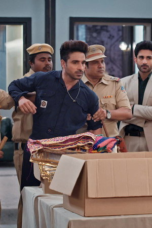 Mangal Gets Arrested