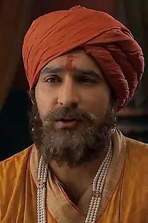 Jalal saves Todarmal’s life