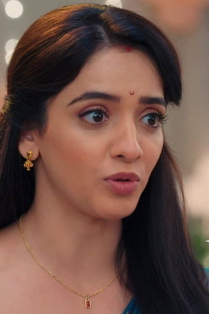 Jagadhatri Searches Mahesh’s Room