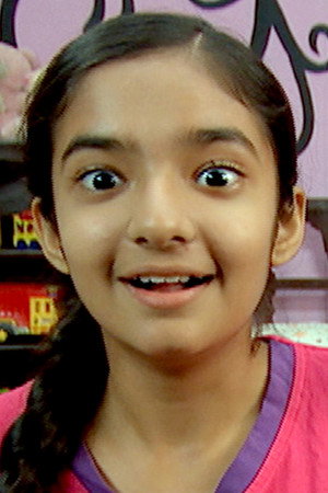 Daityani Exchanges Meher's Hair