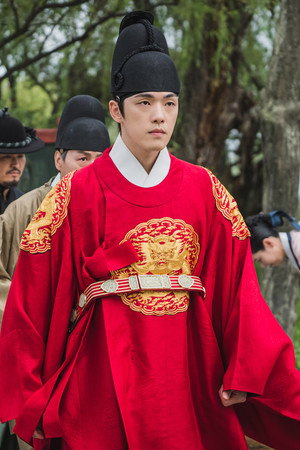 The Man Who Knows Too Much