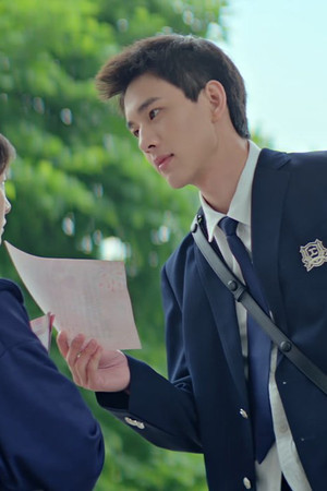 I Wrote the Love Letter, but the One Who Likes You Isn't Me