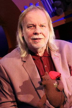 Rick Wakeman - But the Bear Came Back