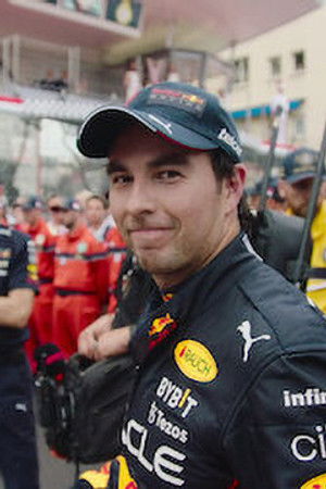 Dva závodníci na jedno auto