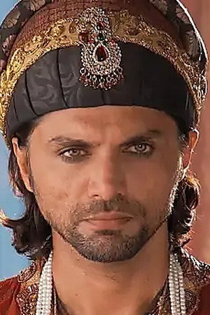 Adham's desire to marry Tasnim