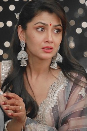 Virat and Amruta argue