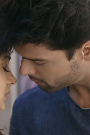 Arjun Saves Maya From Ashwin's Humiliation