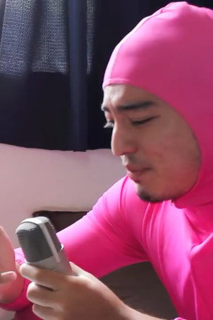PINK GUY RAPS TWEETS