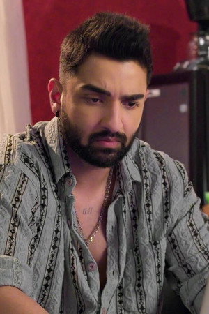 AV Steals Vrinda's Credit