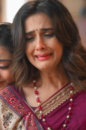 Armaan approaches Ruhi