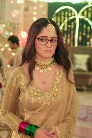 Mahasangam: Mannat Trapped in Arzoo's Plot