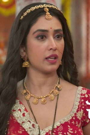Saavi and Latika Challenge Each Other