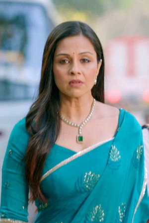Bhanu Defends Priya