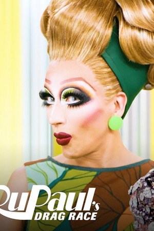 Bianca Del Rio & Alexis Michelle Snatch It Out