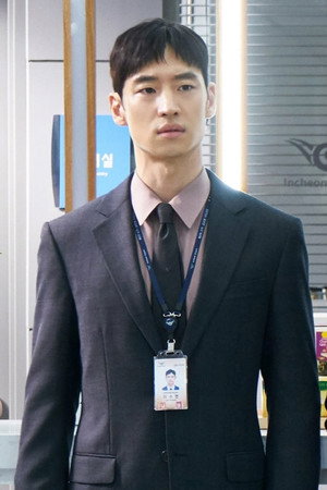Soo Yeon and Yeo Reum Are a Couple