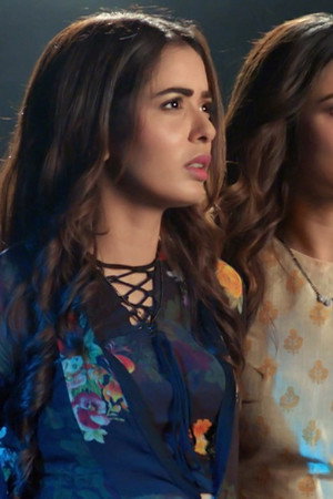 Divya, Drishti Meet Guruji
