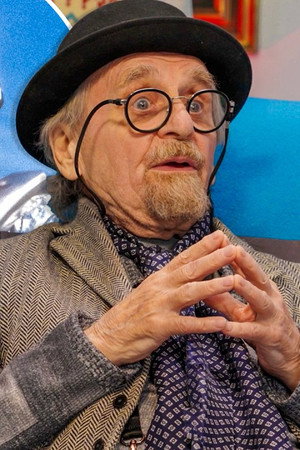Sylvester McCoy Revisits 'Silver Nemesis' and 'Remembrance of the Daleks'