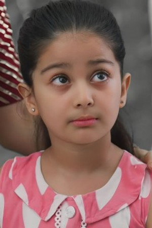 Maira returns with Abhira
