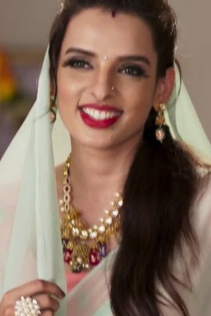 Baa Ousts Paakhi and Jaanki From Her House