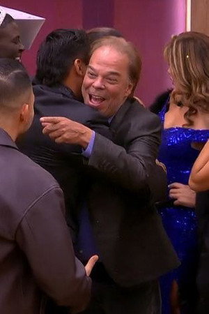 Lady y Juancho ingresan