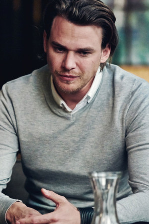 Úterý 11:00, Šimon