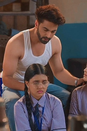Abhira questions Kaveri