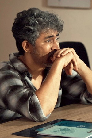 Vijay Reflects on His Past
