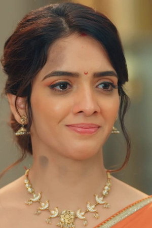 Jagadhatri and Shivay Save Gunjan's Life