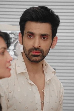 Virat decides to find the truth