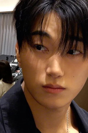 A Formal Family Meeting with a "Rejected at First Sight" Face