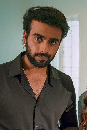 Siddharth Alarms Harini with Truth