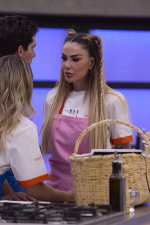 Complot a la carta