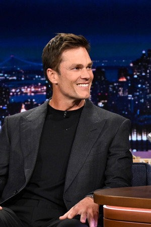 Tom Brady, Linda Cardellini, Derrick White, Katie Boyle