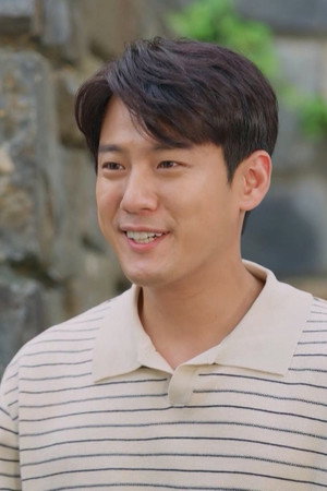 I can't marry him. I don't love Juhyeok anymore.