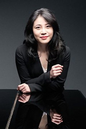 Grieg's Piano Concerto with Zee Zee