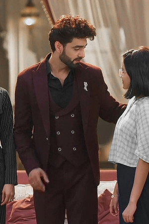Maira and Mukti receive feedback