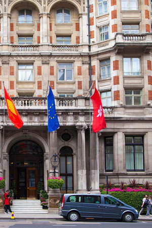 The Mandarin Oriental Hotel: London's Luxury Landmark