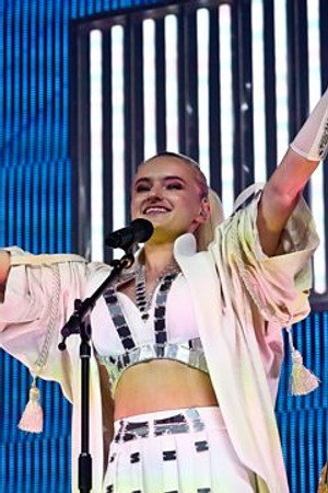 Clean Bandit