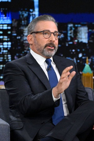 Steve Carell, Maya Hawke, GIVĒON