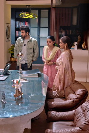 Jeet Steps in to Save Saumya