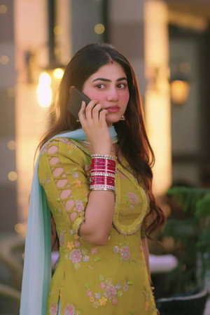 Heer Sacrifices Her Job For Nawab
