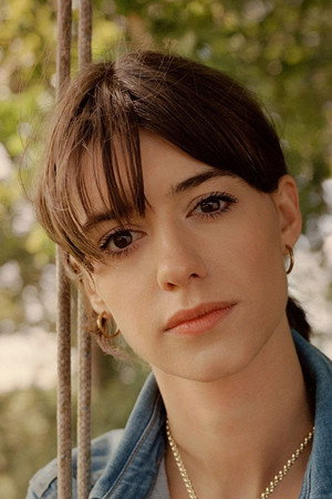 Daisy Edgar-Jones Daisy Edgar-Jones