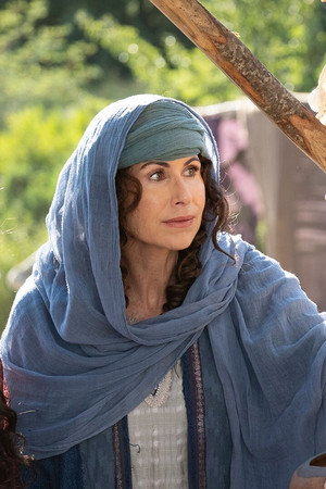 The Woman Who Bowed to No One (1)