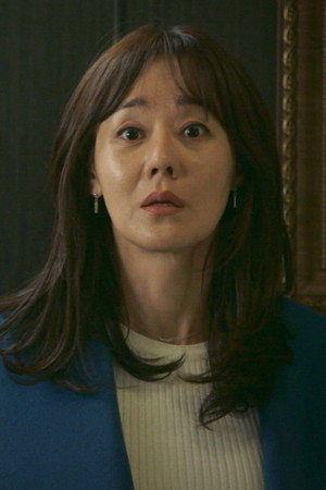 Ms. Ma Tries To Persuade Yoo Jung