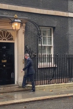 10 Downing Street