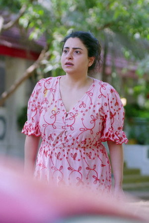 Roshni Behnaaz, Part 1