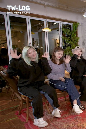 TW-LOG @ 4TH WORLD TOUR 'III' ep.TWICE