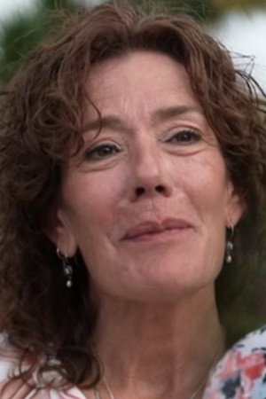Yvonne BB.