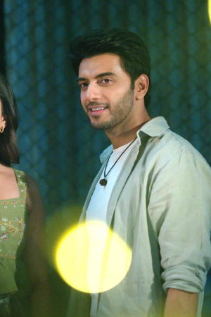 Aadhya, Shivaay's Blissful MomentAadhya, Shivaay's Blissful Moment