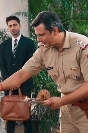Madhav's gift to Abhira